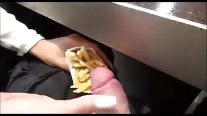 حال مطالعه با آنها در عکس سکسی متحرک این دوره و پس از بالغ